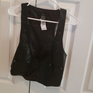 Ladied faux leather vest